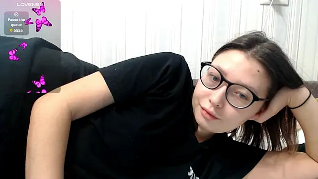 Snapshot of your__gena chatting on January 2026 06:41:02 AM your gena online show from January 2026 06:41:02 AM