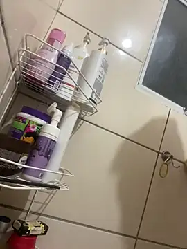 Juninlop online show from March 2026 10:26:01 PM