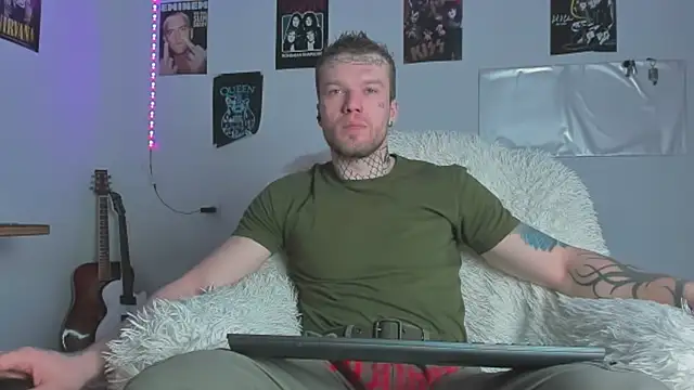 Huntall77 online show from March 2026 12:47:01 AM