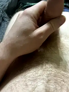 Snapshot of SweetDickPL chatting on November 2025 05:28:02 AM SweetDickPL online show from November 2025 05:28:02 AM