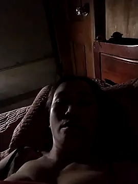 Feeling-hot online show from November 2025 02:16:01 PM