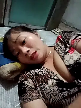 vangkt-cute online show from December 2025 06:31:01 AM