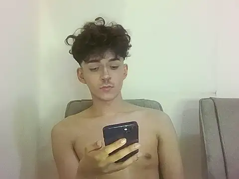 Snapshot of aallenbiju chatting on November 2025 10:58:01 AM aallenbiju online show from November 2025 10:58:01 AM