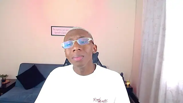 Miilo18 online show from January 2026 09:05:02 PM