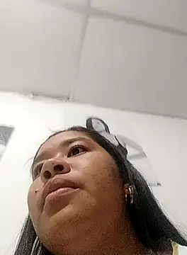 Sarahy- online show from November 2025 11:21:02 PM