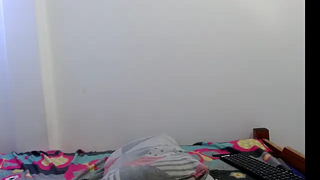 Snapshot of salomesmit666 chatting on January 2026 07:18:01 PM salomesmit666 online show from January 2026 07:18:01 PM