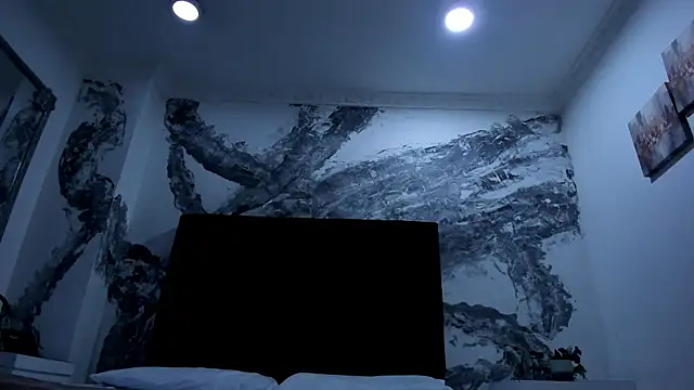 lilithDraven  online show from February 2026 03:29:02 AM