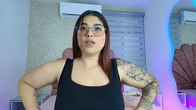 mia fontana  online show from January 2026 11:59:02 AM