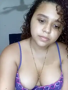 Luisa Siti online show from November 2025 02:43:02 AM