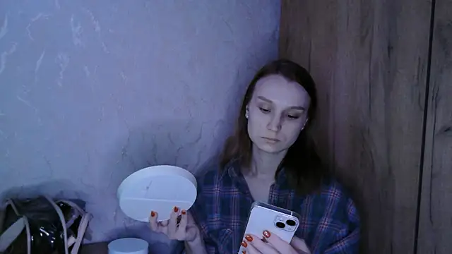 Snapshot of Sweet_as_honey chatting on November 2025 06:30:01 PM Sweet as honey online show from November 2025 06:30:01 PM