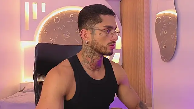 Snapshot of Alanrodgers chatting on June 2026 11:58:01 AM Alanrodgers online show from June 2026 11:58:01 AM