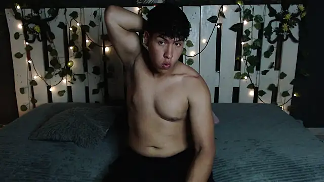 Snapshot of Matias_Sky chatting on November 2025 01:17:01 AM Matias Sky online show from November 2025 01:17:01 AM