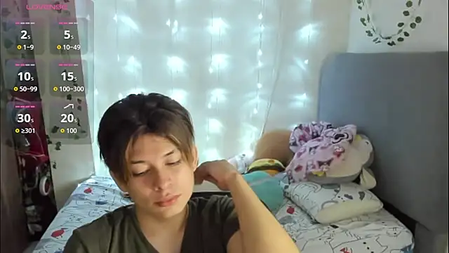 Felix kitty online show from December 2025 11:39:02 AM