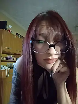 Taurina0105 online show from July 2026 06:47:02 AM