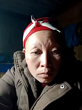 girl-hot2x online show from December 2025 12:22:01 PM