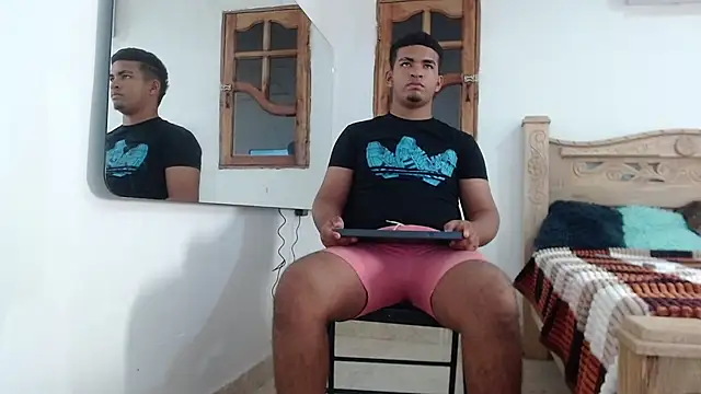 mathews    online show from November 2025 03:56:01 AM