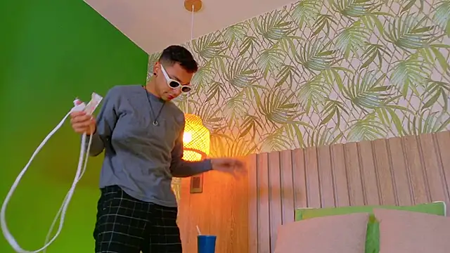 Imtavo online show from November 2025 01:23:01 PM