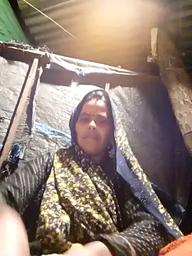 Snapshot of Neetujk chatting on November 2025 04:31:02 PM Neetujk online show from November 2025 04:31:02 PM