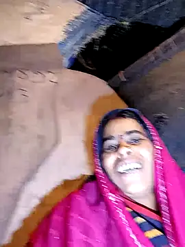 Snapshot of Neetujk chatting on December 2025 06:48:02 PM Neetujk online show from December 2025 06:48:02 PM