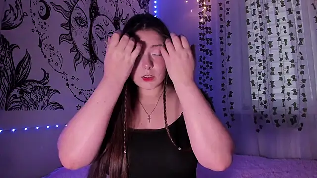 Snapshot of bambimay chatting on December 2025 01:18:02 PM bambimay online show from December 2025 01:18:02 PM