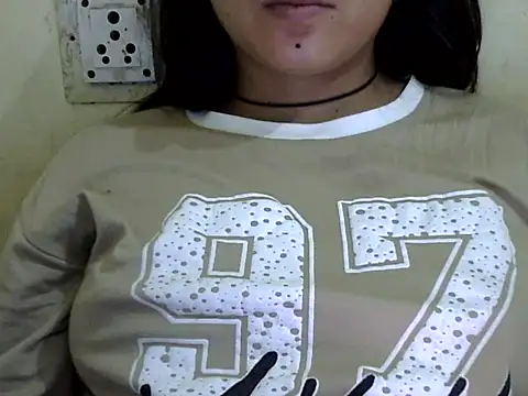 Snapshot of Anika_Singh chatting on April 2026 03:44:01 PM Anika Singh online show from April 2026 03:44:01 PM