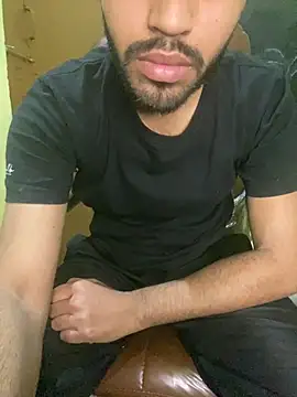 hotyyyyjonny online show from April 2026 05:56:02 AM