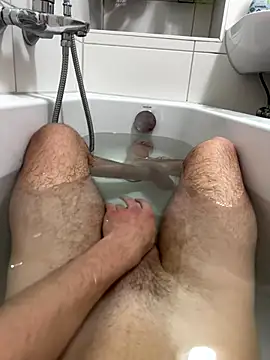 lukasDickpic12 online show from November 2025 07:41:02 PM