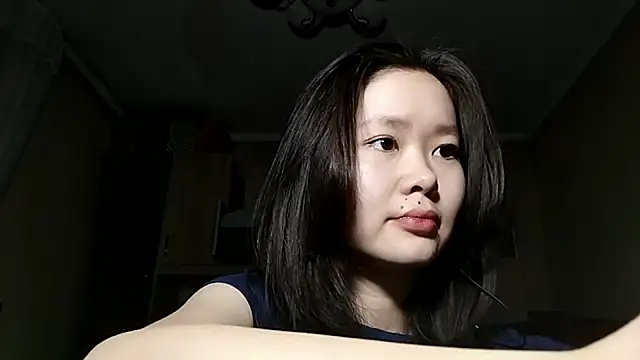 HuldaKye online show from November 2025 12:05:02 PM