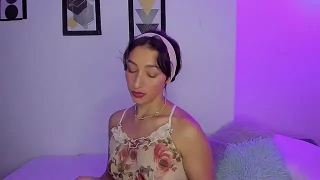 Snapshot of kirakay1 chatting on November 2025 02:32:01 AM kirakay1 online show from November 2025 02:32:01 AM