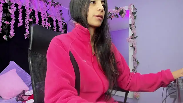 Snapshot of Noah_Jonhs chatting on December 2025 12:32:01 PM Noah Jonhs online show from December 2025 12:32:01 PM