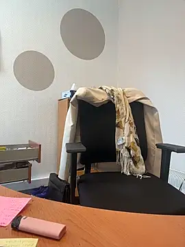 Deessenympho online show from March 2026 10:19:02 AM