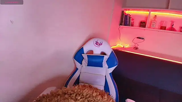 Snapshot of Brandy_collinss chatting on November 2025 11:43:02 AM Brandy collinss online show from November 2025 11:43:02 AM