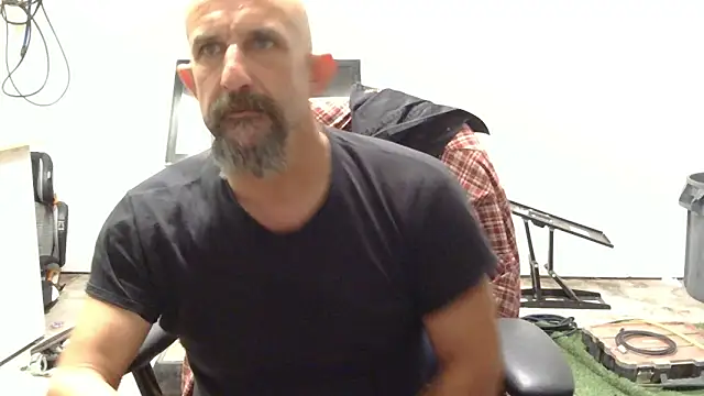 VendedLunching online show from May 2026 09:09:01 PM