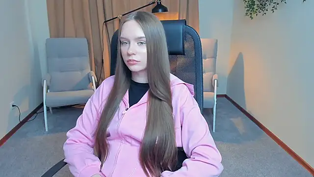 Snapshot of KattieCoron chatting on November 2025 08:58:02 AM KattieCoron online show from November 2025 08:58:02 AM