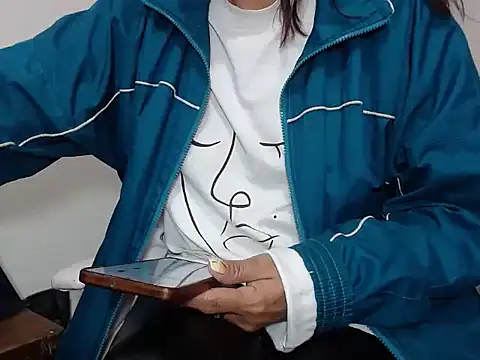 Tiff Dirty69 online show from April 2026 03:42:02 PM