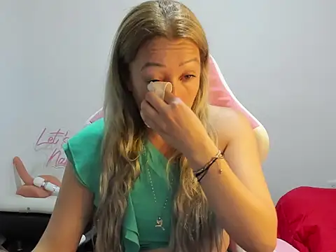 chrystal sl852 online show from December 2025 12:27:01 AM