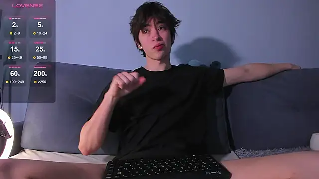 Snapshot of AlanReckless chatting on March 2026 06:30:02 AM AlanReckless online show from March 2026 06:30:02 AM