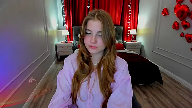 GoldenMirage online show from February 2026 07:31:02 PM