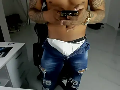 master leather online show from April 2026 02:23:02 AM