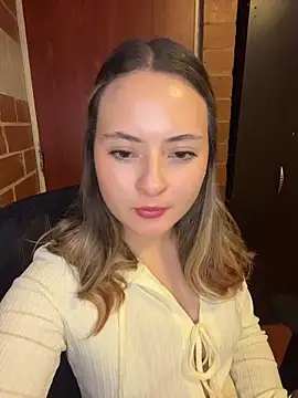 Snapshot of Liilaaaa_23 chatting on November 2025 10:21:01 PM Liilaaaa 23 online show from November 2025 10:21:01 PM