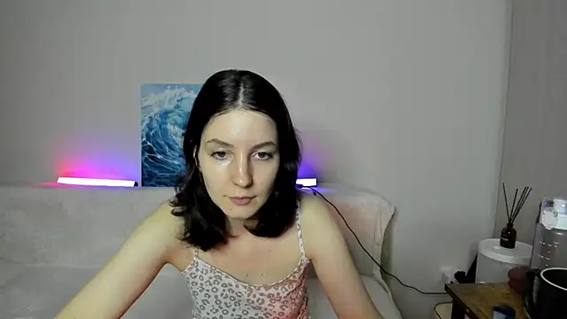 Snapshot of v_crizis324 chatting on November 2025 01:24:02 PM v crizis324 online show from November 2025 01:24:02 PM