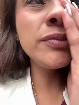 Snapshot of valeria_absurdah chatting on February 2026 08:38:01 PM valeria absurdah online show from February 2026 08:38:01 PM