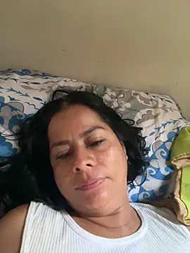 Aleja-198522 online show from November 2025 01:32:02 PM