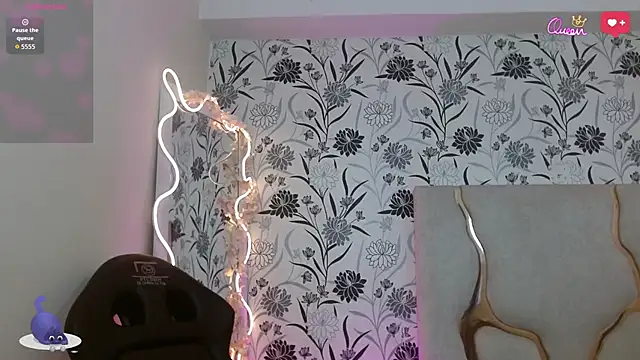 Joselyn tay online show from March 2026 12:18:01 PM