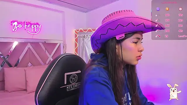 ISABELA TAY online show from November 2025 11:46:02 AM