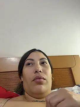 Snapshot of Anna_Bitch_Disgusting chatting on February 2026 03:06:01 AM Anna Bitch Disgusting online show from February 2026 03:06:01 AM