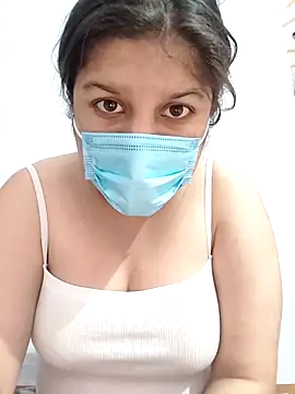 Cute hotzara online show from May 2026 05:46:02 AM