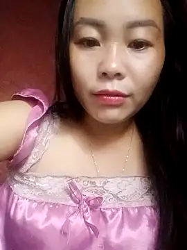 Snapshot of Qiune92 chatting on November 2025 07:18:02 AM Qiune92 online show from November 2025 07:18:02 AM