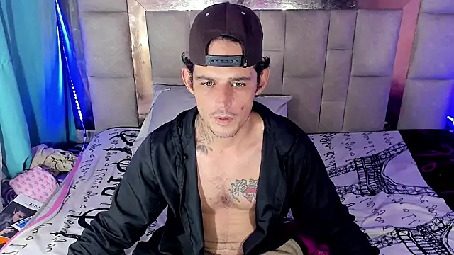 Snapshot of Sexybigjefffx chatting on November 2025 10:41:01 PM Sexybigjefffx online show from November 2025 10:41:01 PM