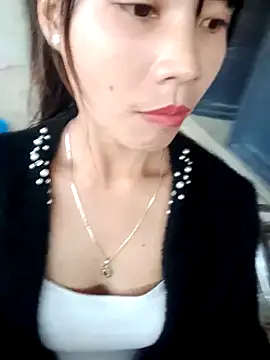 Snapshot of gugu0022 chatting on November 2025 09:31:02 AM gugu0022 online show from November 2025 09:31:02 AM